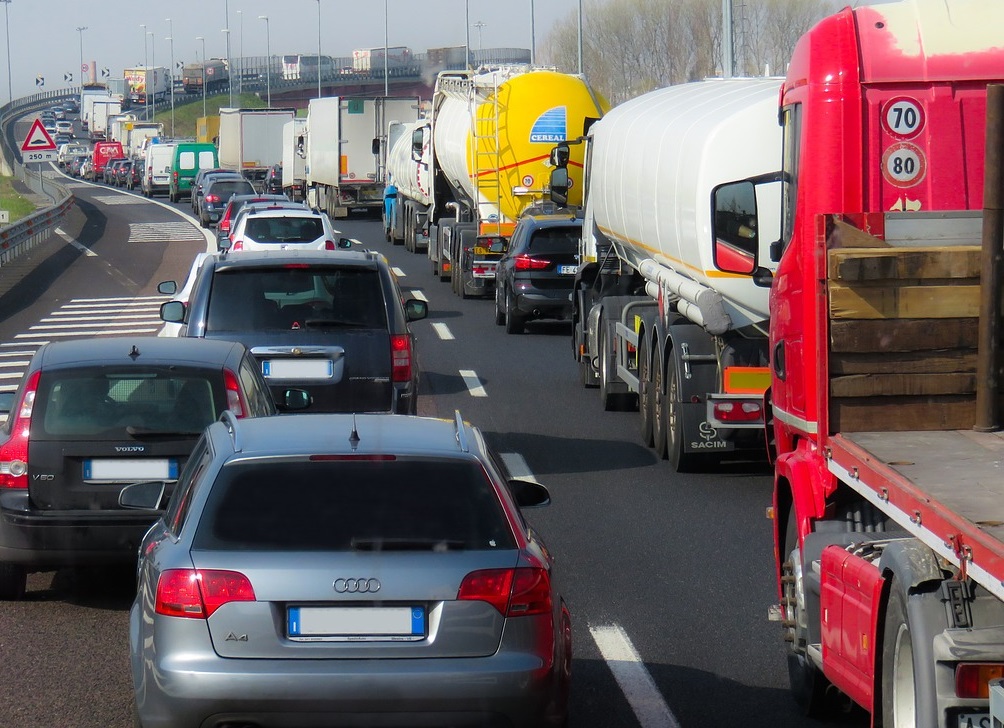 Ribaltamento sull’A9: ferito un 26enne