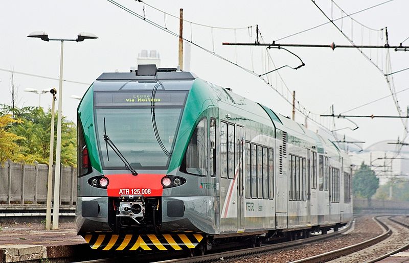 Rimborsi Trenord, per gli abbonamenti annuali voucher di due mesi. Astuti: “Dev’essere totale”