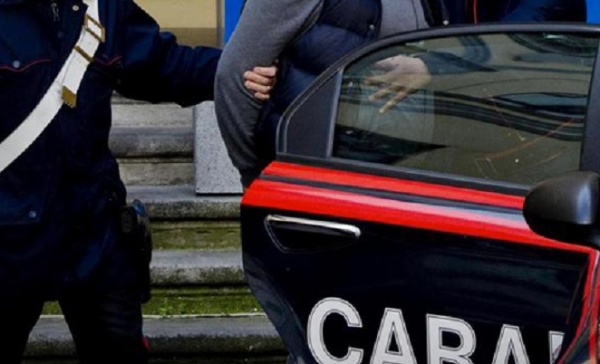Rapina all’Esselunga di Solaro, fermato un 40enne