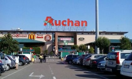 Crisi Auchan, migliaia di posti a rischio in Lombardia. Borghetti (PD): "Governo intervenga"