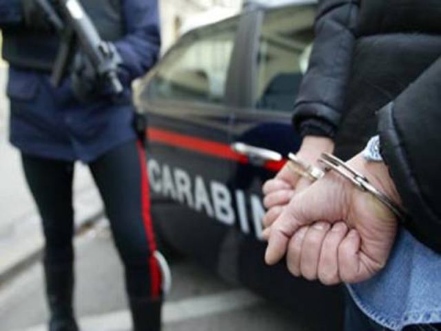 Voleva uccidere la ex, condannato ai domiciliari