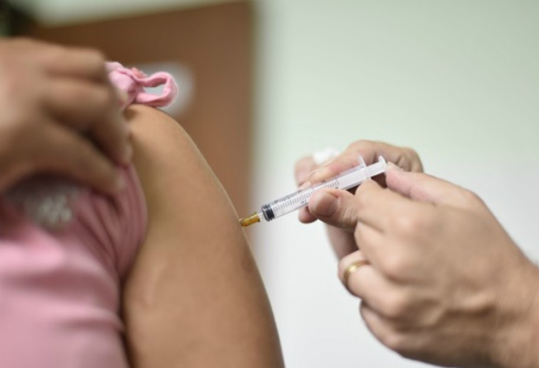 Vaccini, oggi scadono i termini per le comunicazioni alle Asl. Multe in vista?