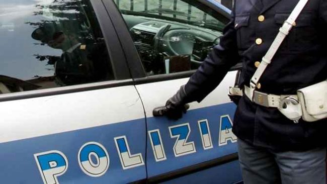 Uomo e donna ubriachi si picchiano in centro a Legnano
