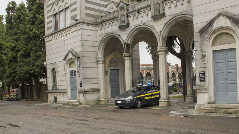 Cappella Funeraria perquisita, sequestrati timbri del Tribunale di Busto