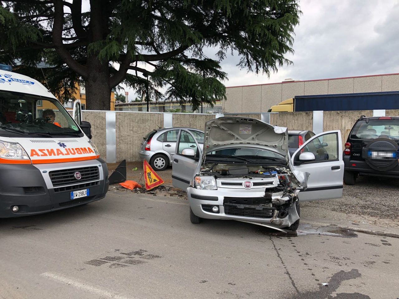 Maxi incidente a Canegrate LE FOTO