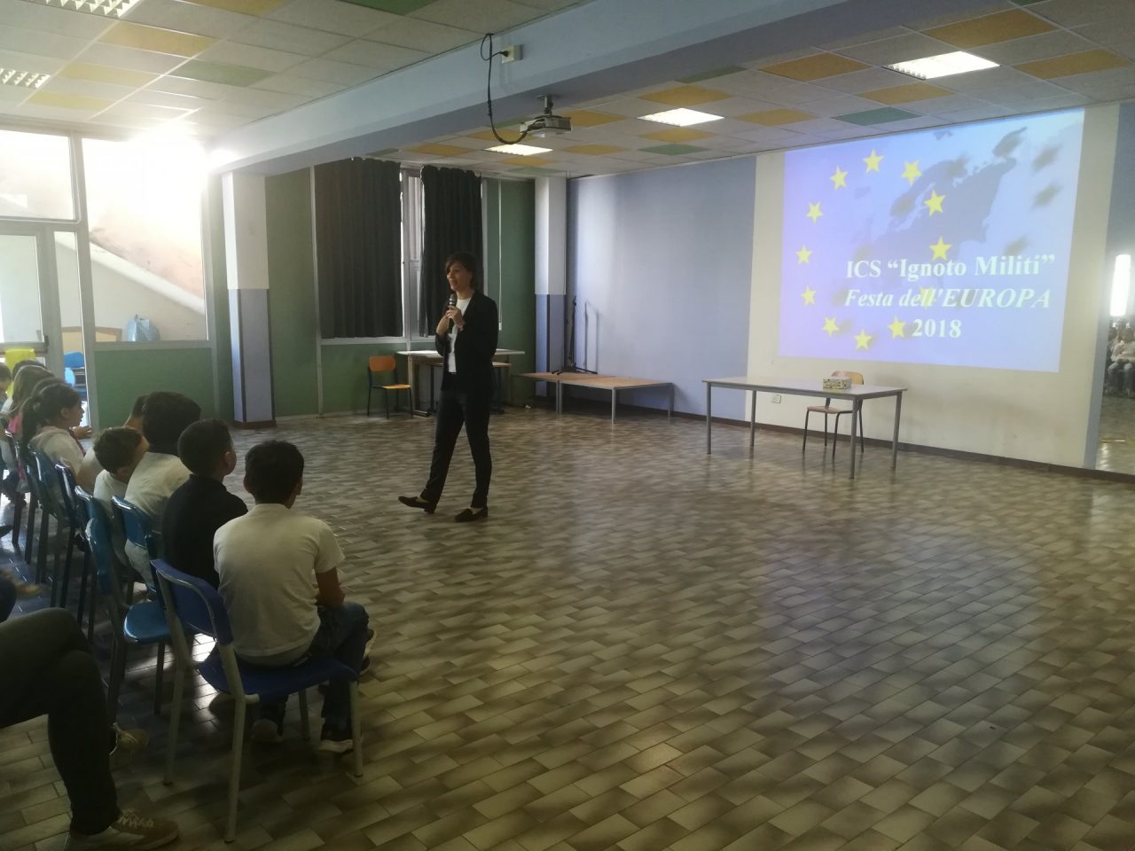 Lara Comi alla festa dell’Europa nella scuola Rodari di Saronno