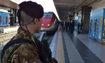 Violenza sui treni | anche il governatore Fontana pensa ai militari a bordo