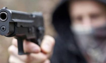 Rapina alla LIDL di Olgiate: pistola in pugno, via con 5 mila euro