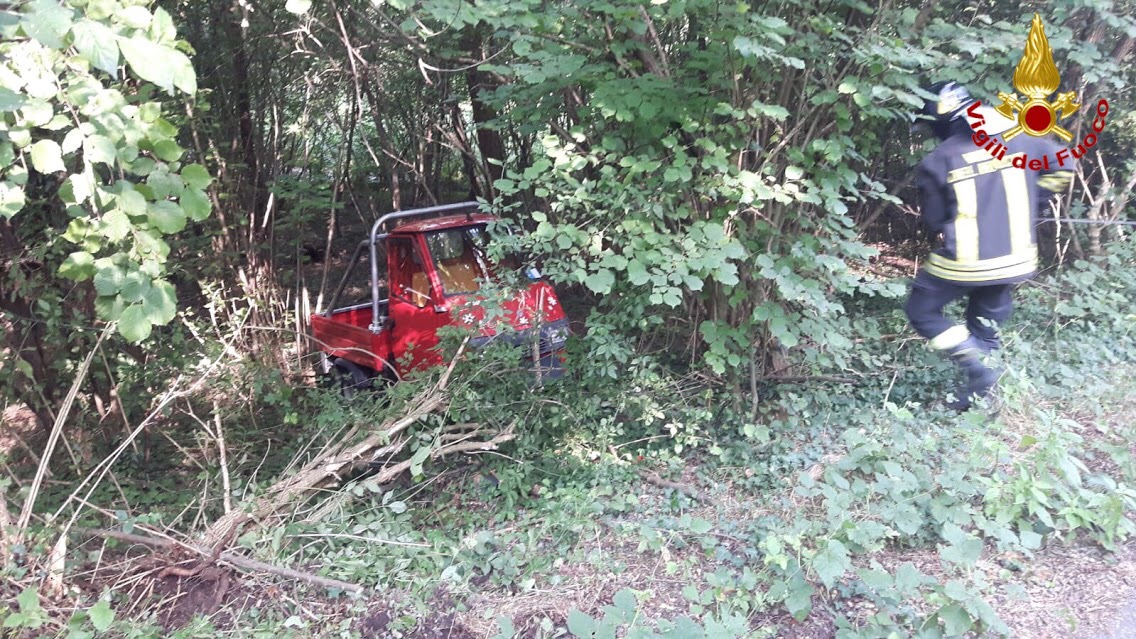 Motocarro fuori strada a Sumirago