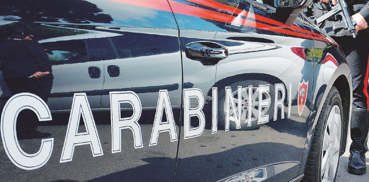 Tenta il suicidio, viene salvato dai Carabinieri FOTO