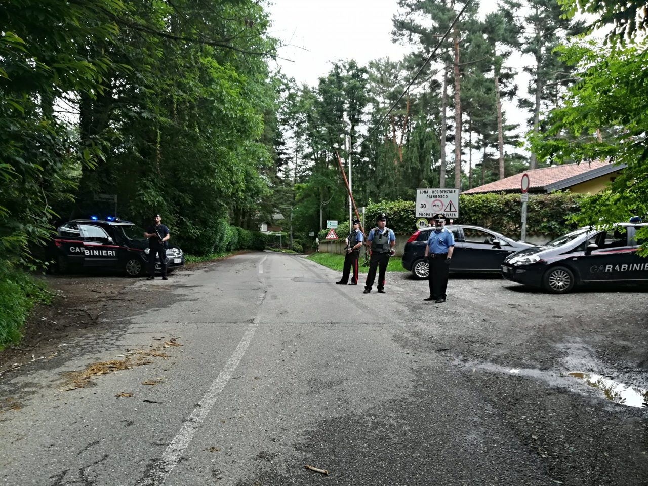Spaccio di droga: blitz dei Carabinieri nei boschi