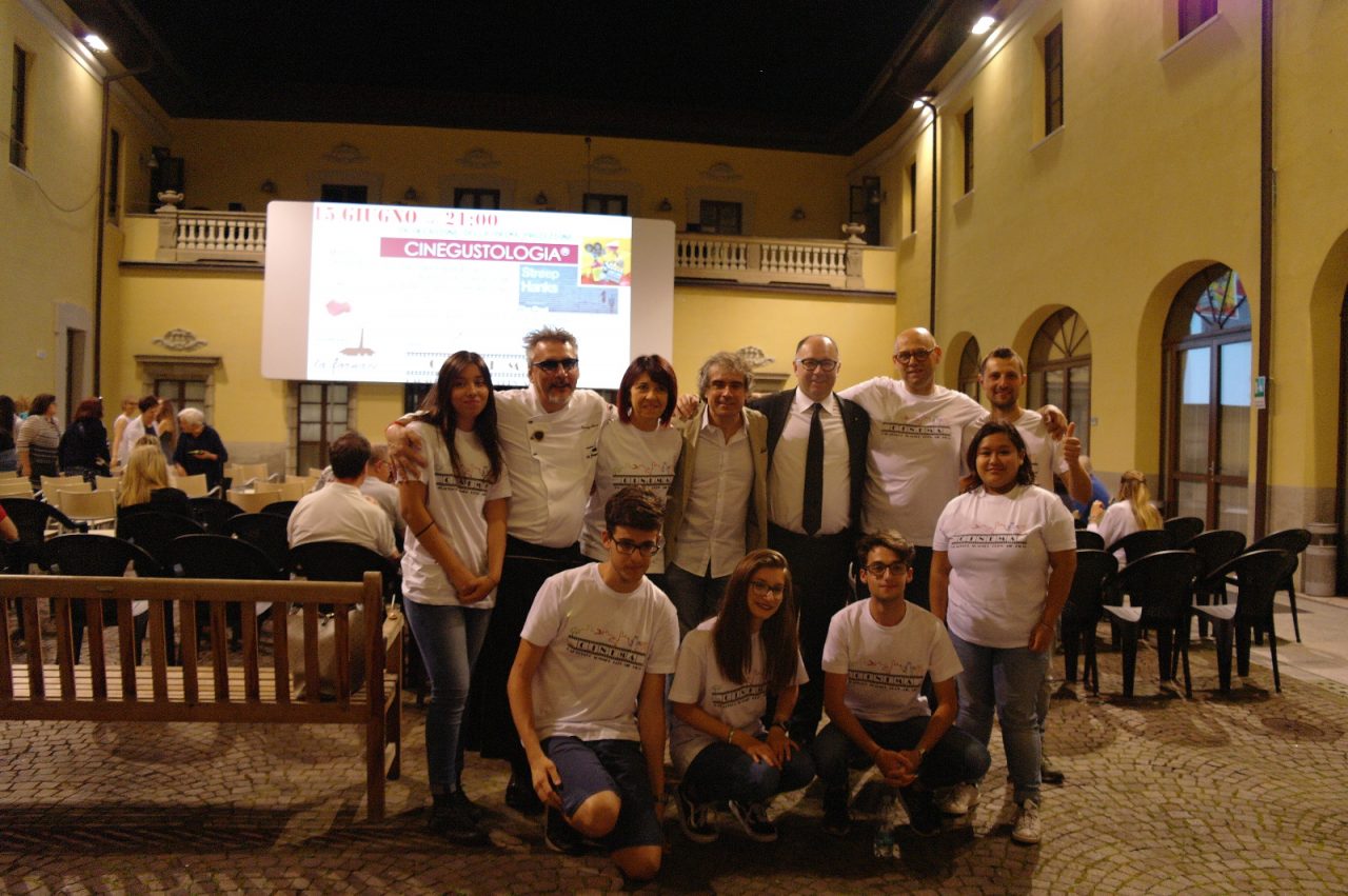 Cinema all’aperto: l’inaugurazione in Villa Corvini – FOTO