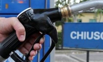 Revocato sciopero dei benzinai: i distributori rimangono aperti