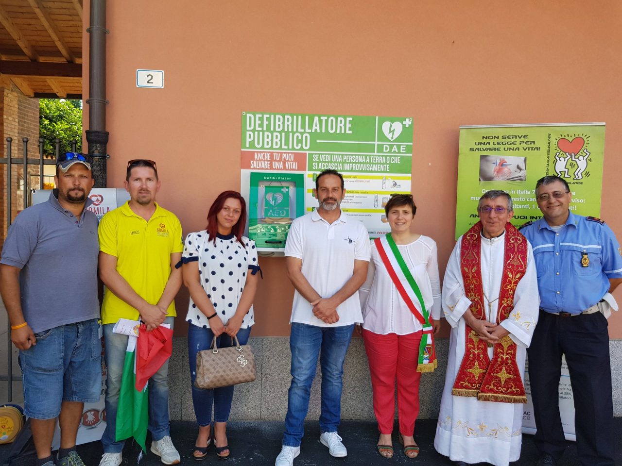 Inaugurato a Dairago il secondo defibrillatore automatico esterno FOTO e VIDEO