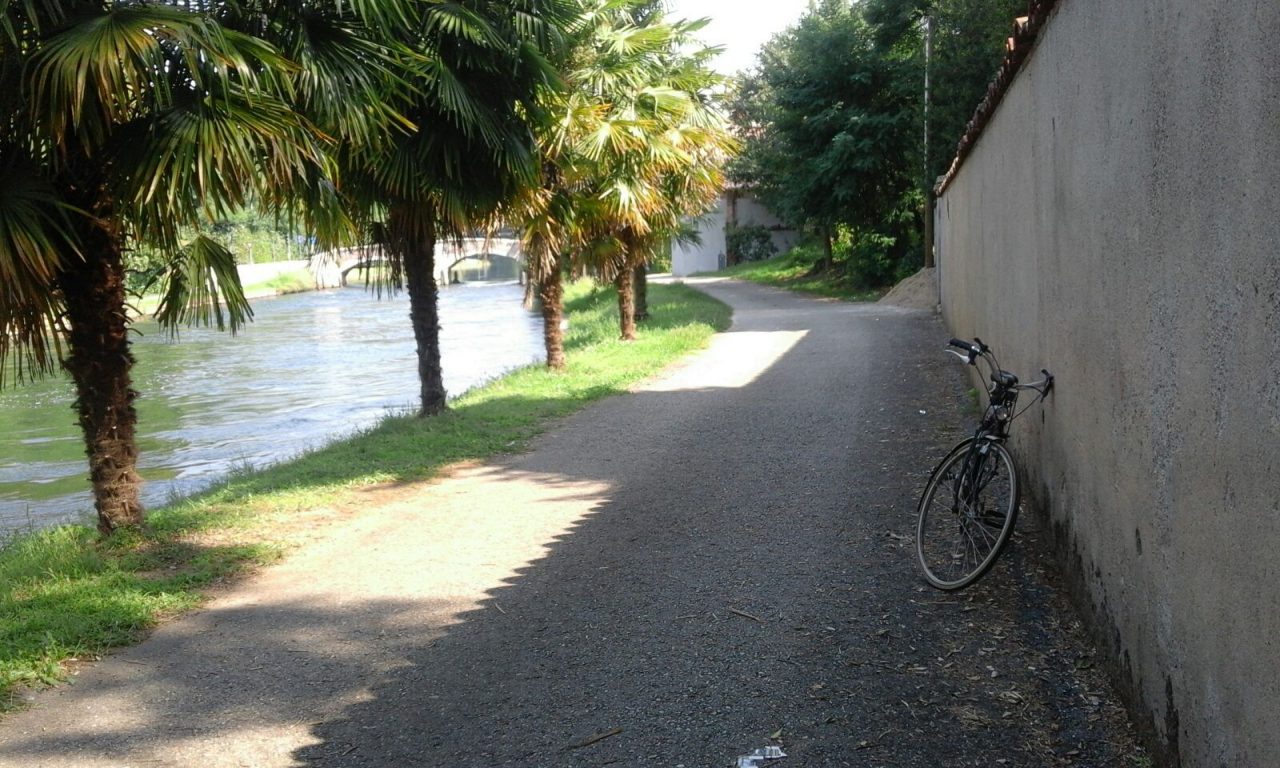Ciclista colto da malore e portato all’ospedale in condizioni critiche