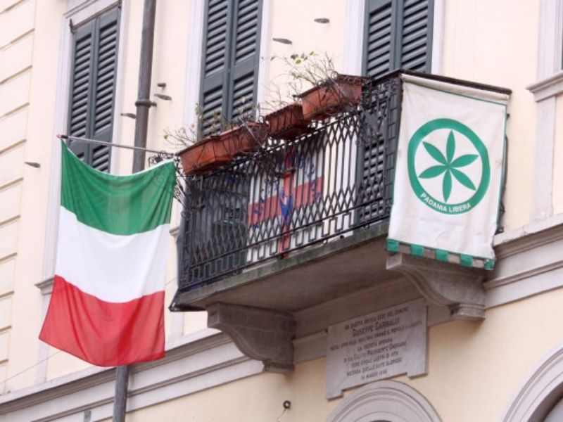 Busta con proiettili alla sede della Lega di Varese