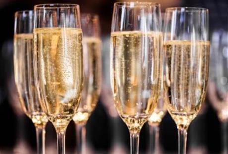 Festa del Prosecco a Castano: l’evento in piazza