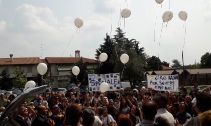 Funerale Salvatore, 19 palloncini bianchi per ricordarlo GALLERY
