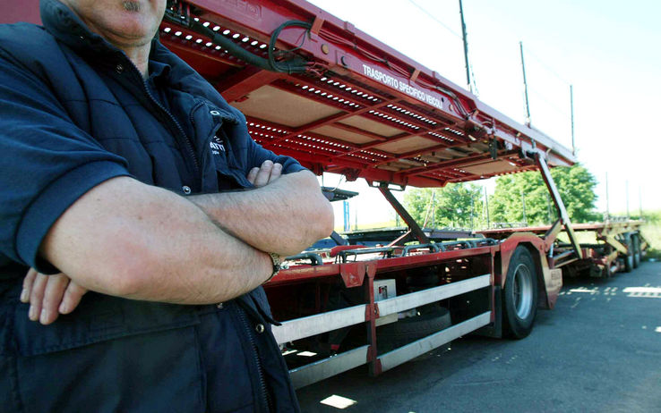 Sciopero autotrasporto: camion fermi dal 6 al 9 agosto