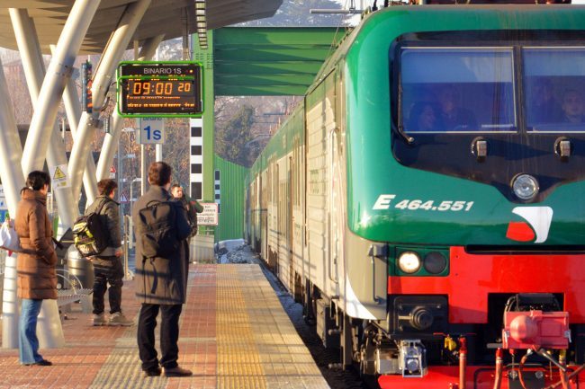 Servizio ferroviario, Astuti: “Servono risposte certe, pendolari inascoltati”