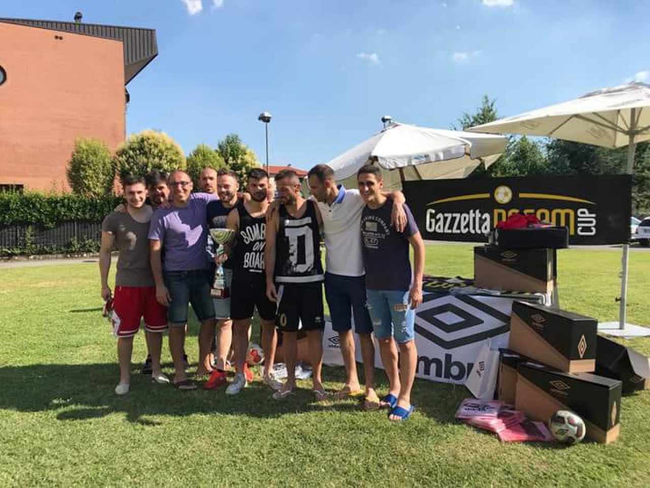 Calcio amatoriale a 5 “Barlafus” vittoriosa a Gallarate nella Gazzetta DreamCup