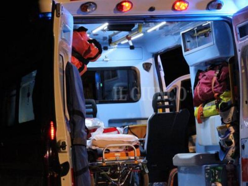 Scontro auto moto a Gallarate SIRENE DI NOTTE