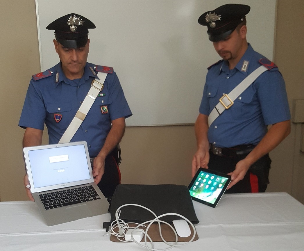 Parabiago, pc rubato: un’app porta i carabinieri in casa del ladro