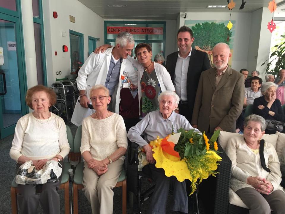 Grande festa per i 106 anni della super nonna Giovannina