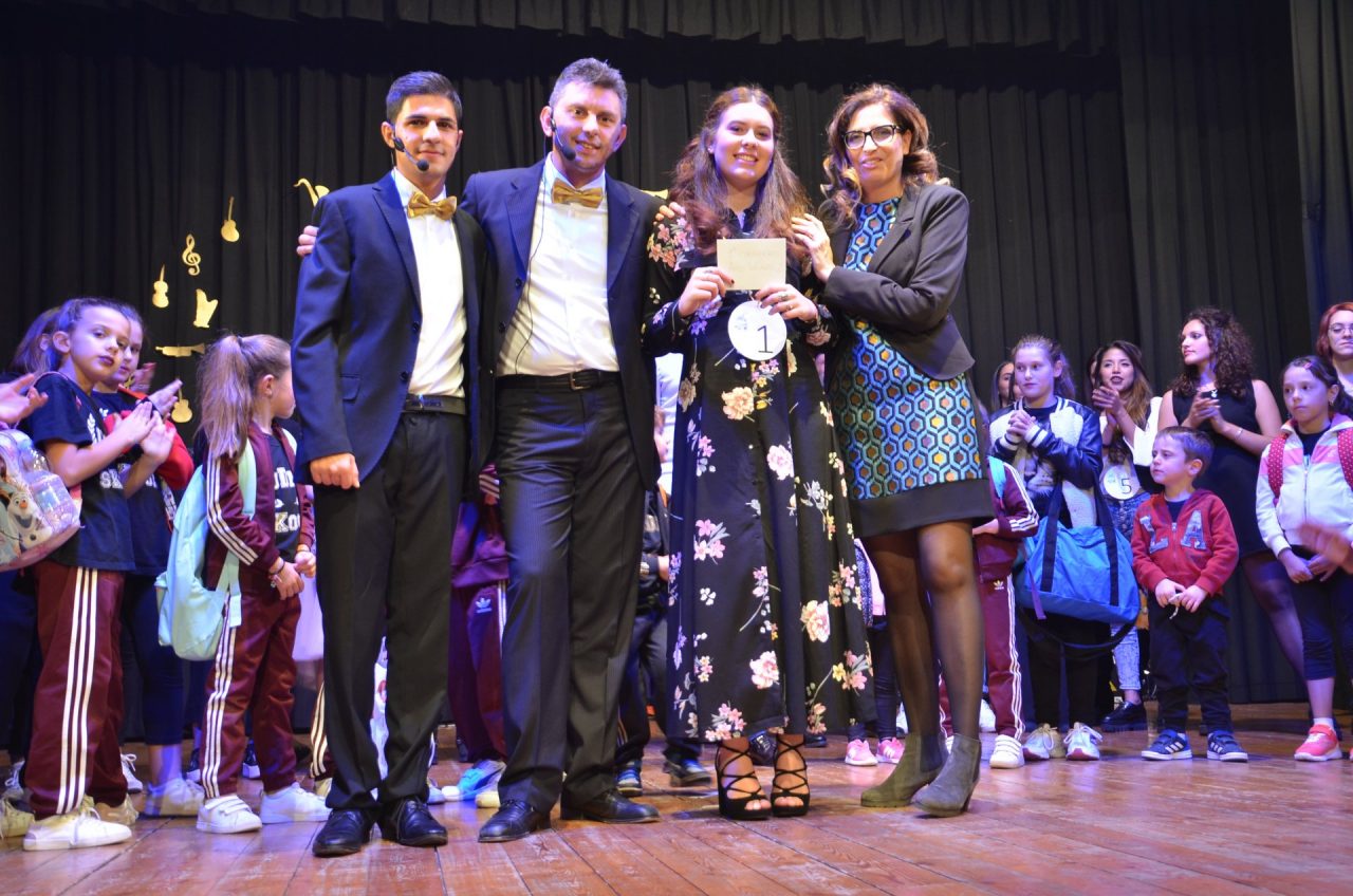 Avis Turate cerca cantanti per uno show benefico