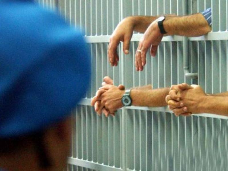 Rivolta in carcere a Busto, otto agenti della Penitenziaria al pronto soccorso