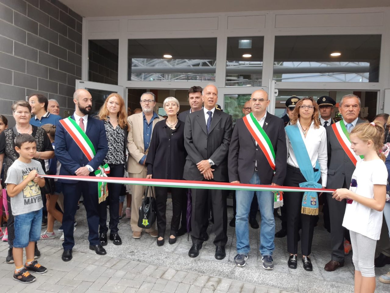 Inaugurata la nuova scuola primaria di Nerviano FOTO e VIDEO