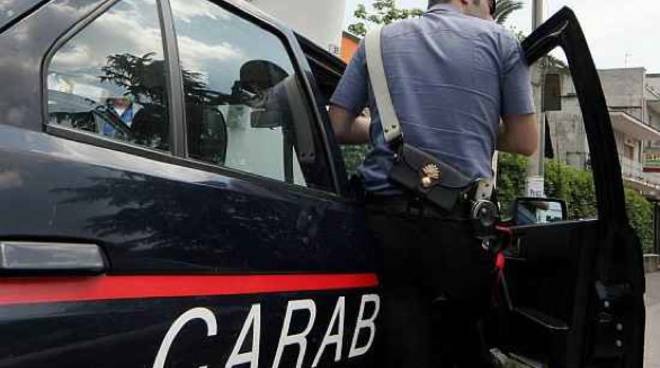 Estorsione e spaccio stupefacenti: blitz dei Carabinieri