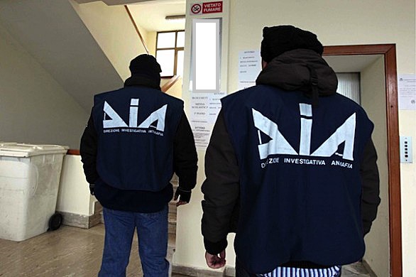 Fa picchiare dalla ‘ndrangheta un debitore insolvente: arrestata
