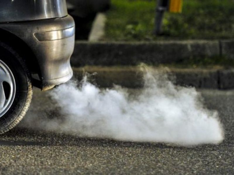 Carburanti: il 12 ottobre cambiano le etichette