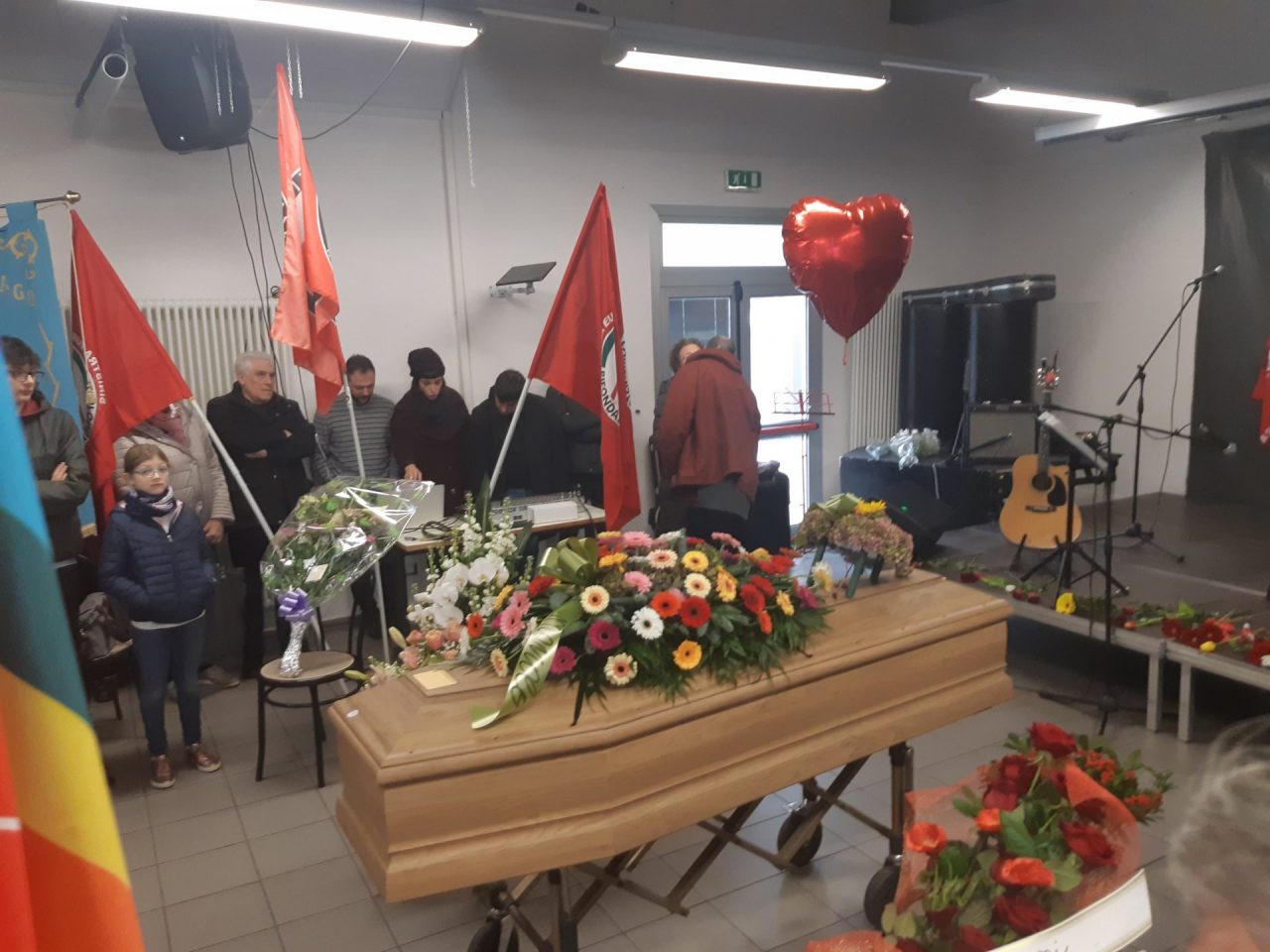 Addio a Cristina Dall’Orto con “Bella Ciao” FOTO e VIDEO