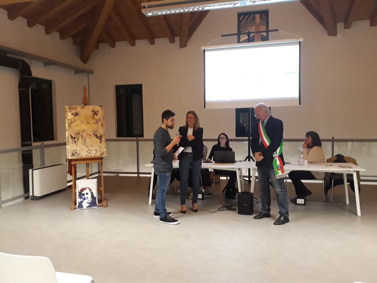 Nuova biblioteca a Robecchetto: svelati nome e logo