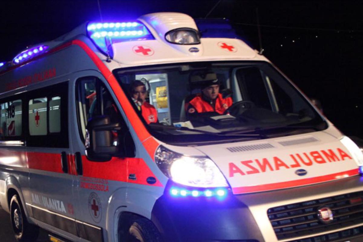 34enne soccorso per intossicazione etilica – SIRENE DI NOTTE