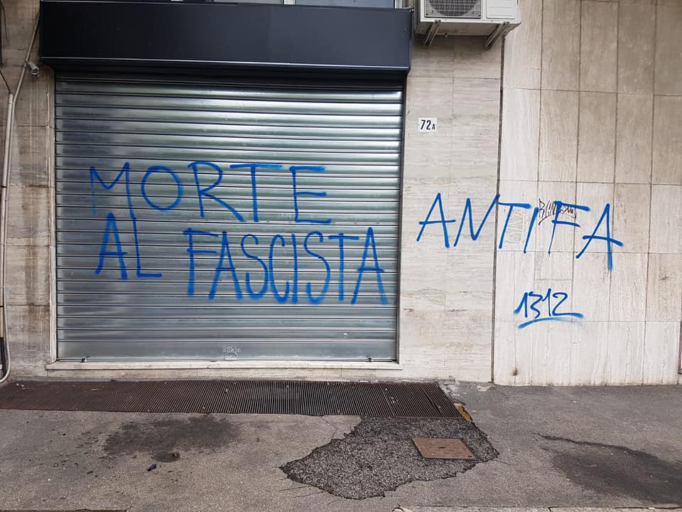 Vandalizzata la sede di Lealtà azione