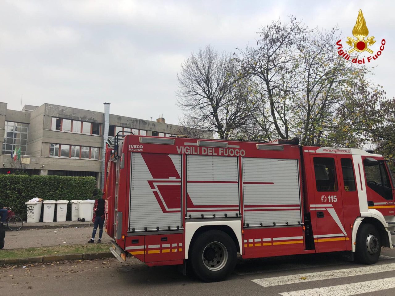 Vibrazioni dalla soletta all’istituto “Pietro Verri” di Busto, arrivano i Vigili del Fuoco