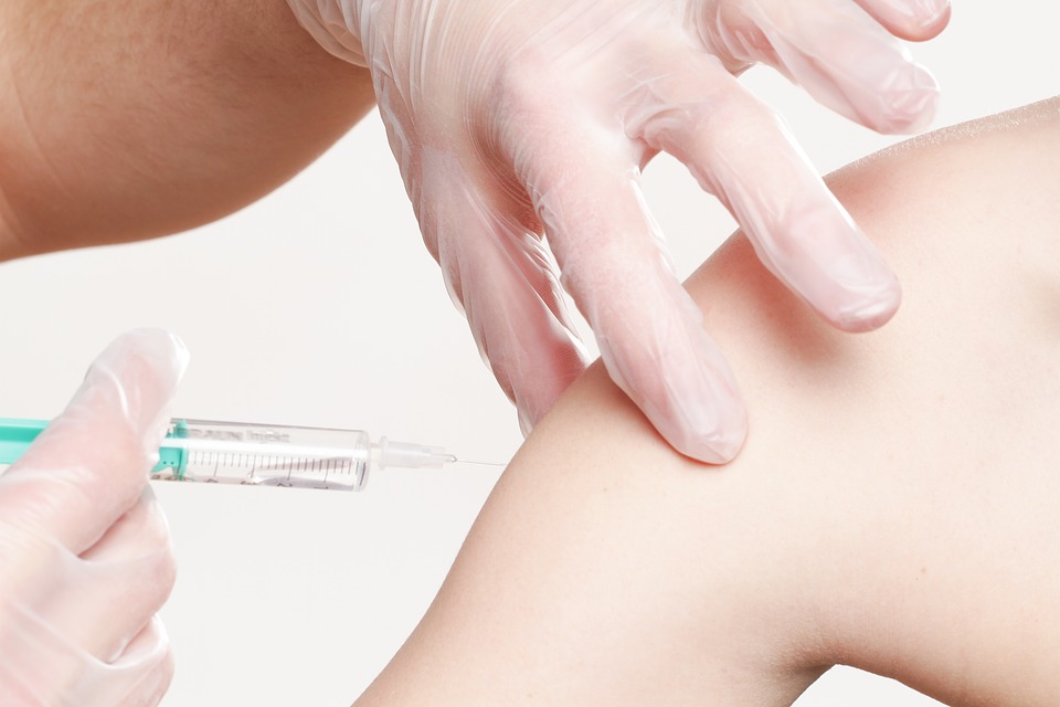 «Vax day» con medici e Prociv  a Fagnano Olona
