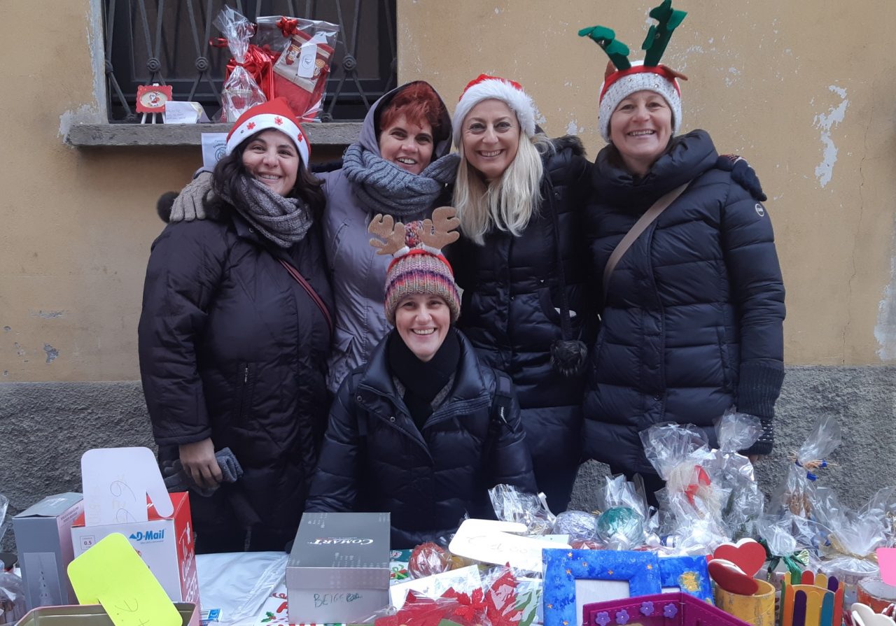 Mercato contadino, edizione con Babbo Natale FOTO