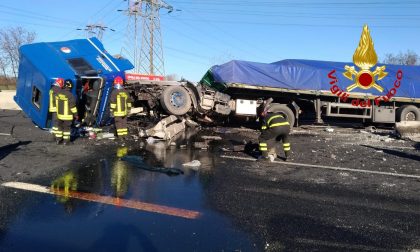 Gravissimo incidente sull'autostrada A8 FOTO