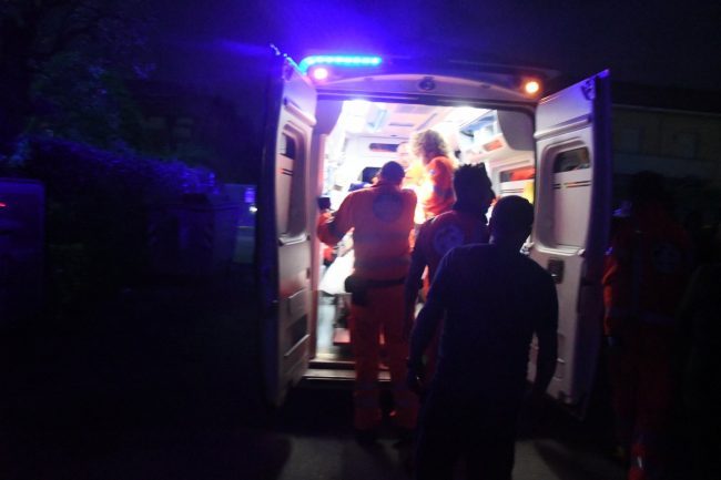 Auto si ribalta a Legnano SIRENE DI NOTTE