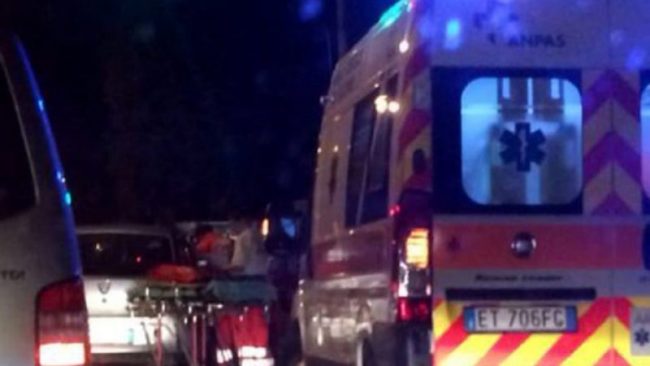 Investe e uccide un uomo e si ritrova la sua testa in auto