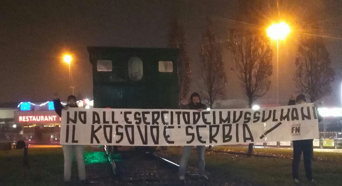 Forza Nuova Provincia di Varese alla locomotiva di Saronno