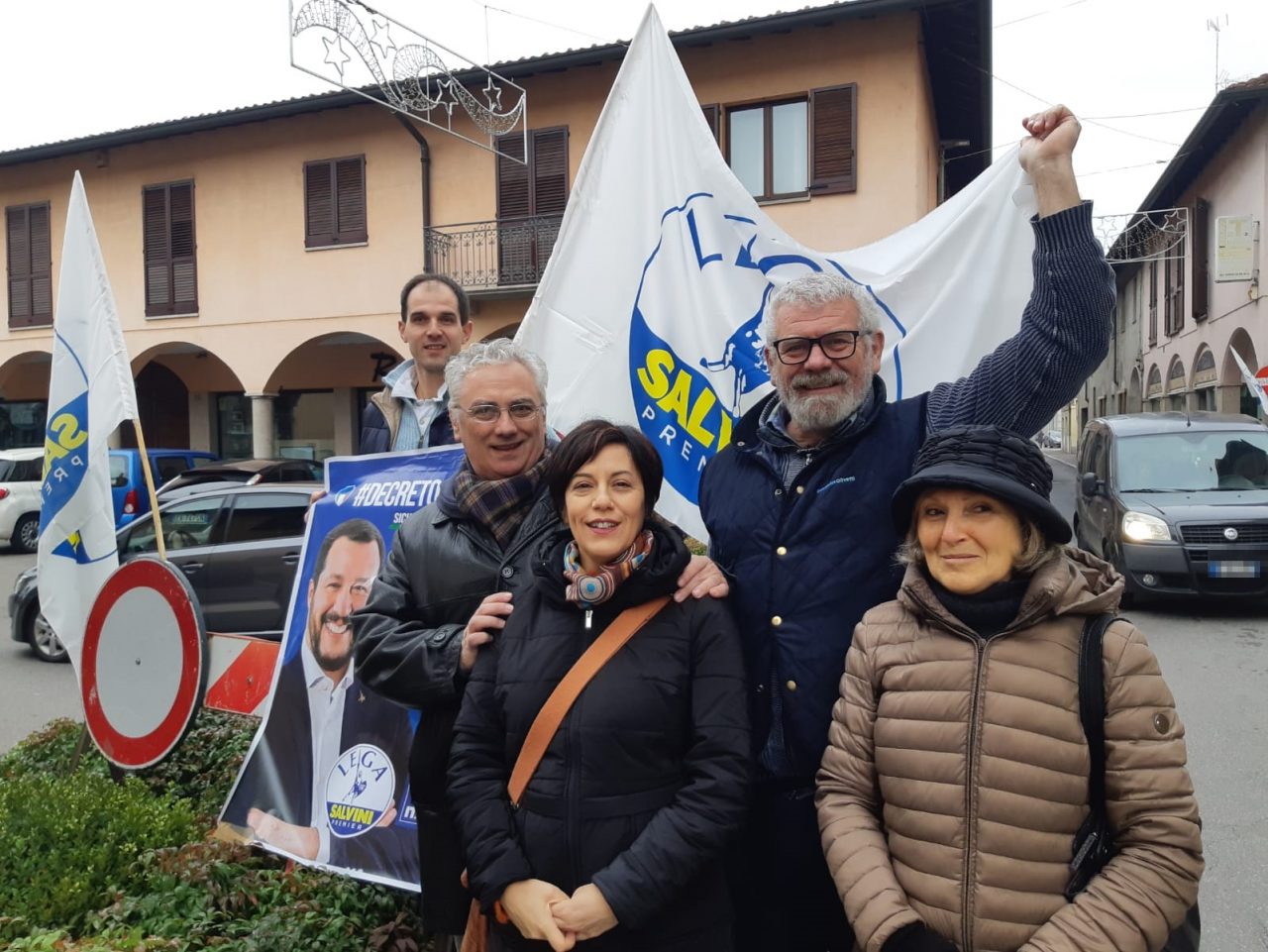 Buche sulle strade a S.Vittore, protesta la Lega