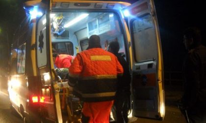 Incidente stradale a Besnate, 33enne in ospedale SIRENE DI NOTTE