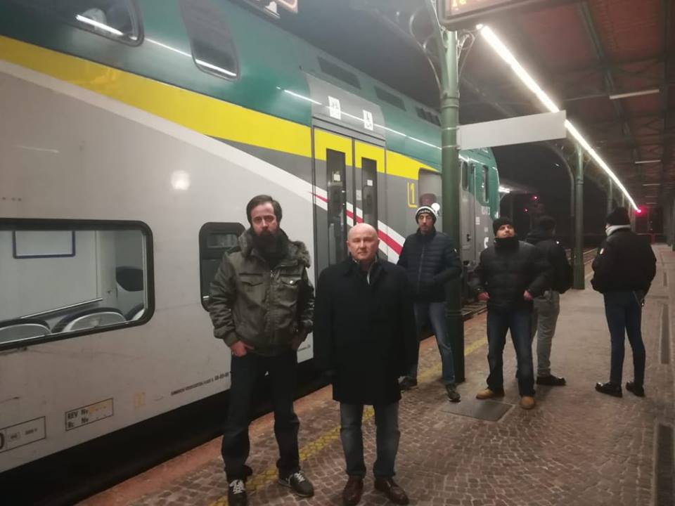 Passeggiata per la sicurezza di Forza Nuova a Saronno FOTO