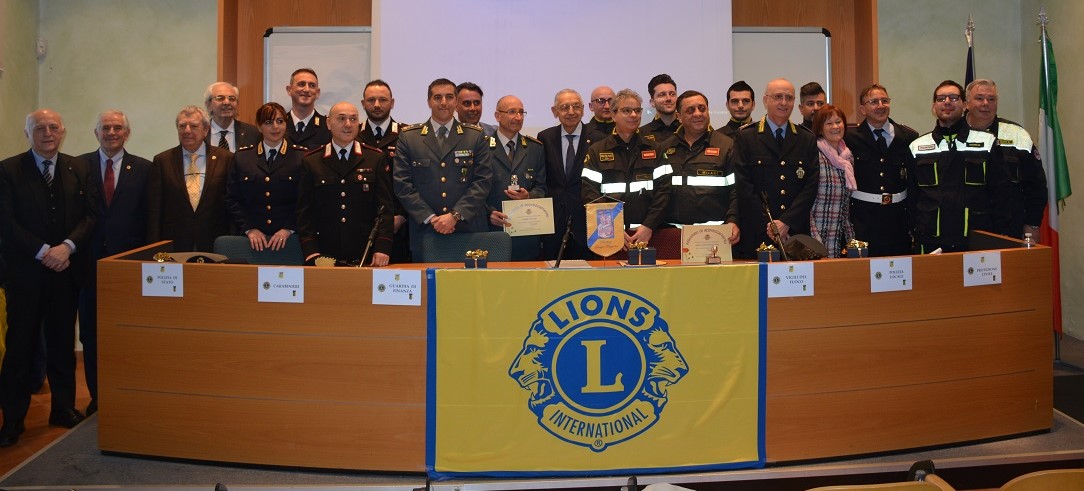 Parabiago, una giornata dedicata alle forze dell’ordine – LE FOTO