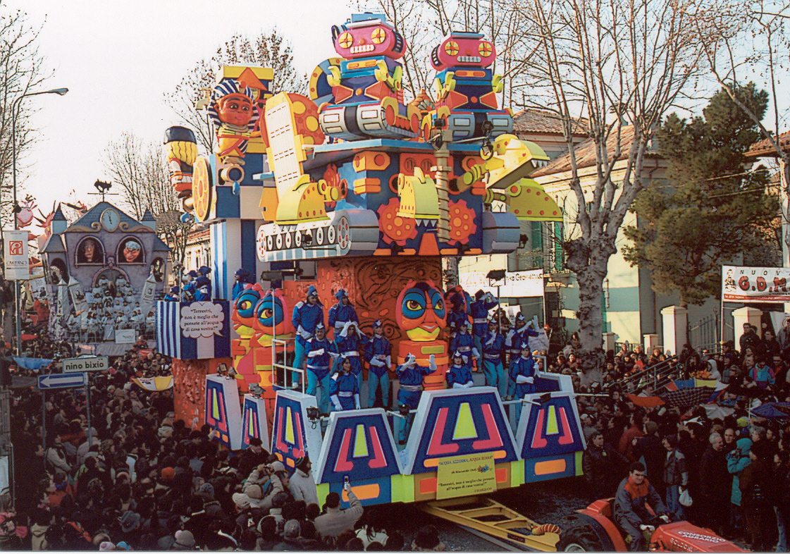 Carnevale in anticipo a Turate: ci si ispira a Leonardo Da Vinci